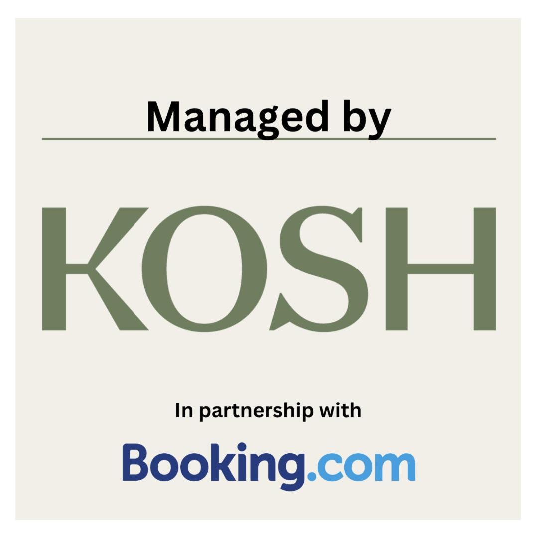 Modern Retreat With King Bed - By Kosh Bnb Hamilton Eksteriør billede